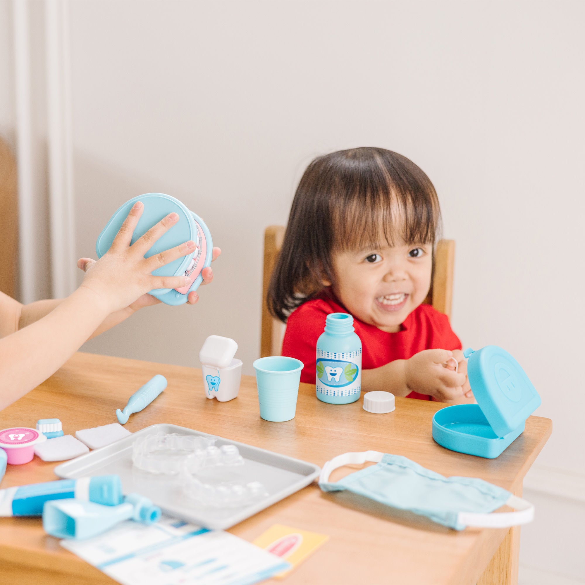 Super Smile Dentist Play Set - Image 5