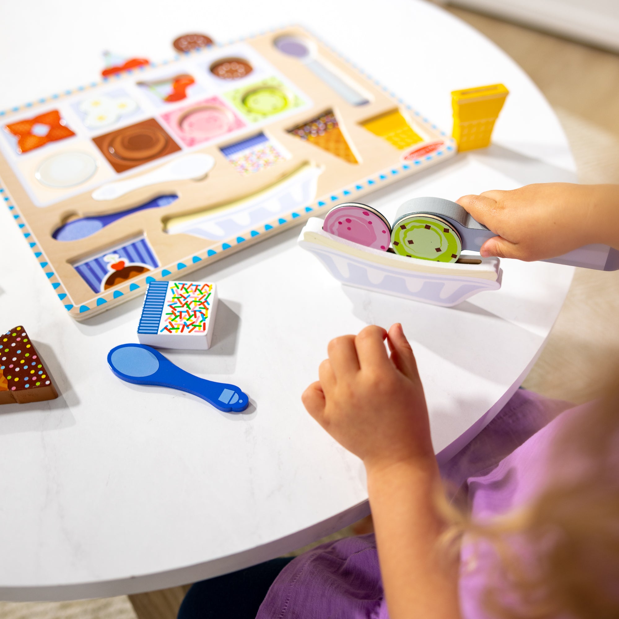 Wooden Magnetic Ice Cream Puzzle & Play Set - 16 Pieces - Image 5