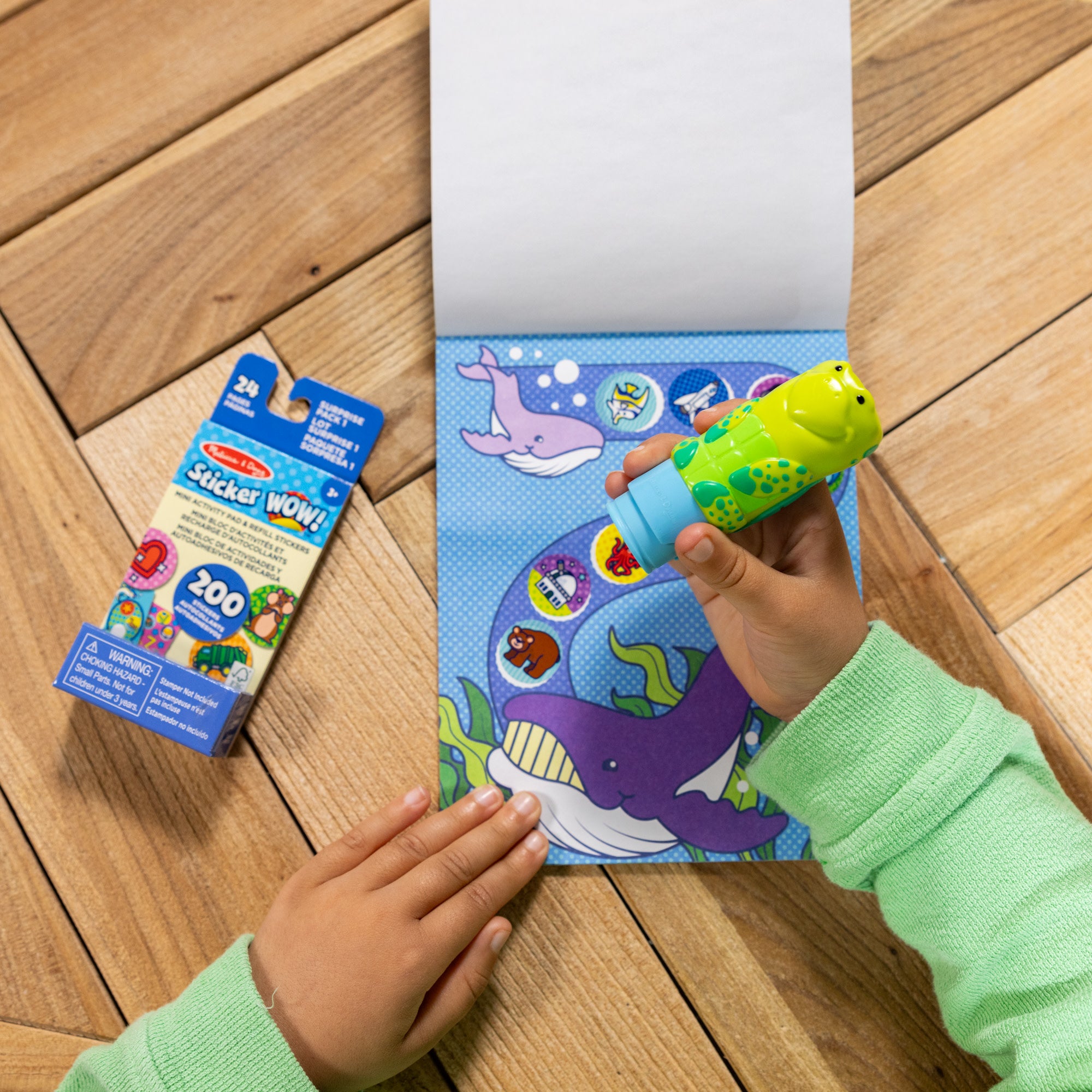 Sticker WOW!? Sea Turtle Bundle: Activity Pad & Sticker Stamper + Mini Activity Pad and 200 Refill Stickers - Image 2