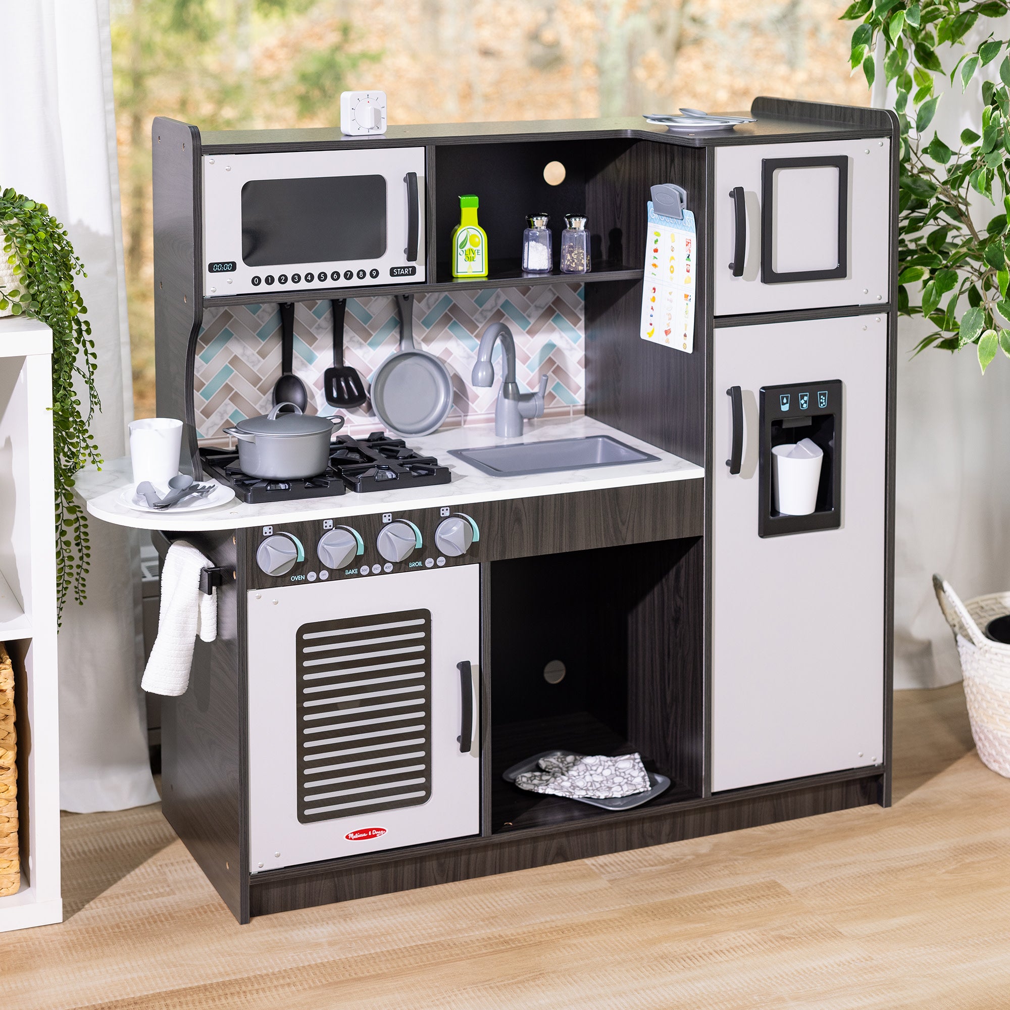 Wooden Chef's Kitchen - Charcoal - Image 9