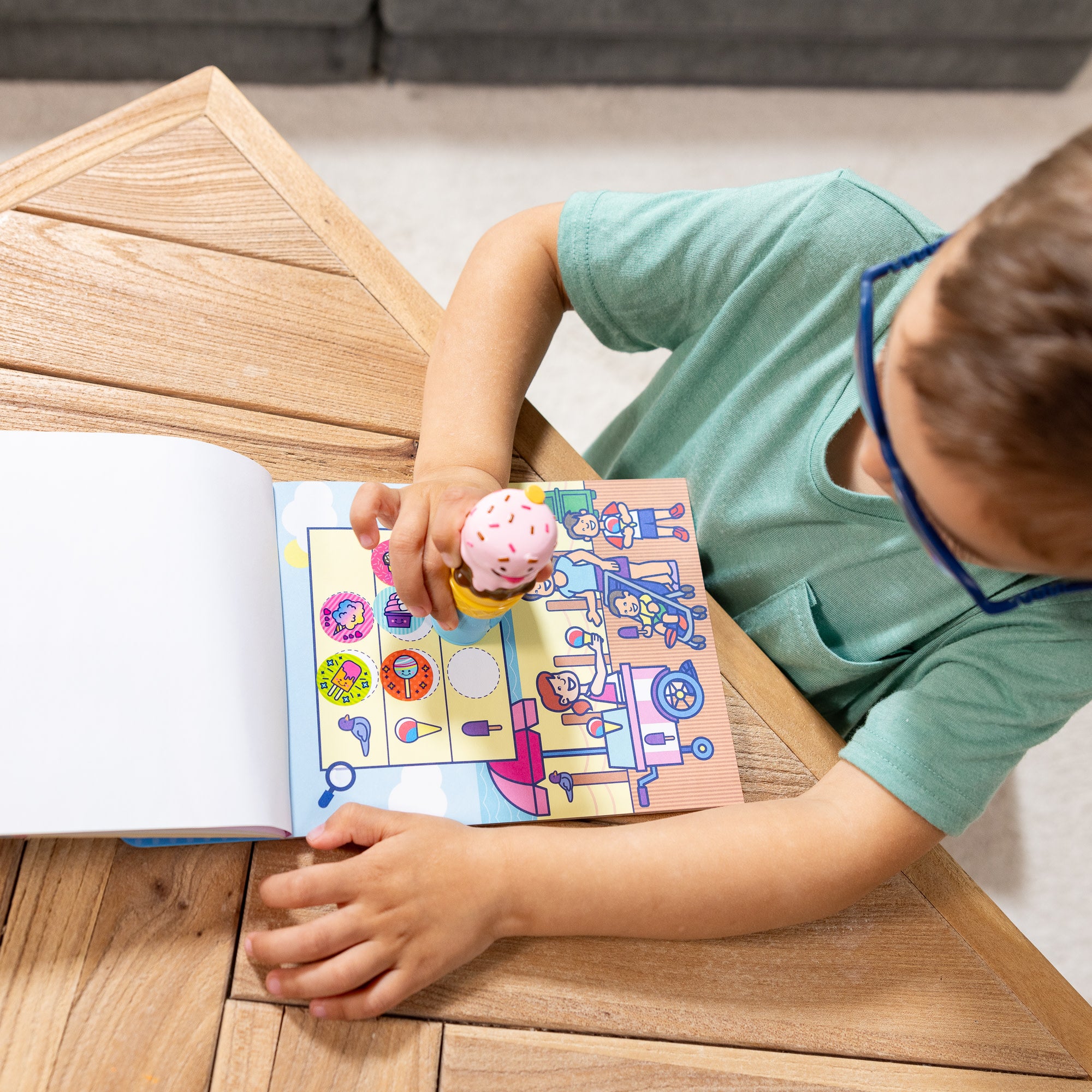 Sticker WOW!? Activity Pad & Sticker Stamper - Ice Cream - Image 7