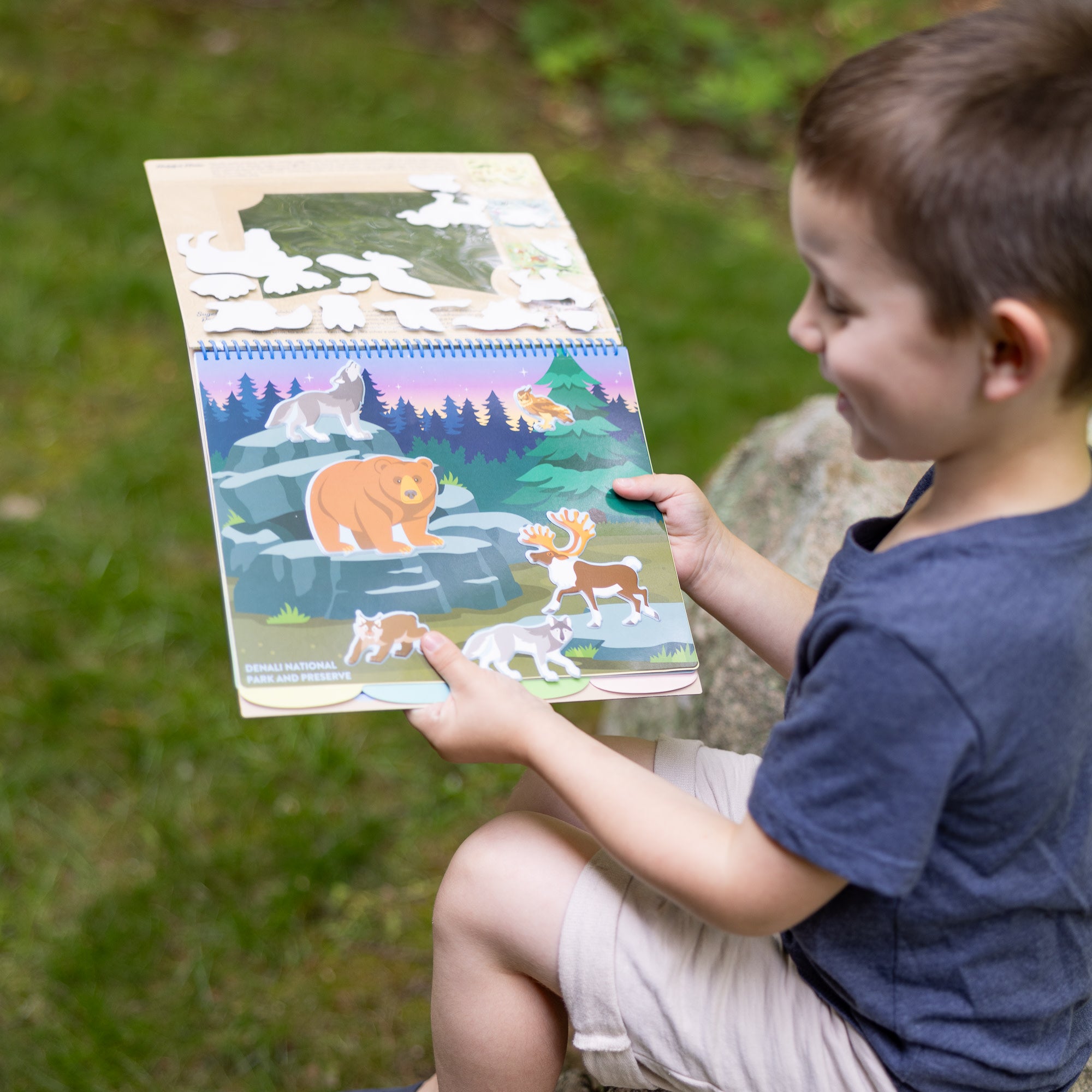 National Parks Reusable Stickers ?C Park Animals (5 Scenes. 121 Stickers) - Image 7