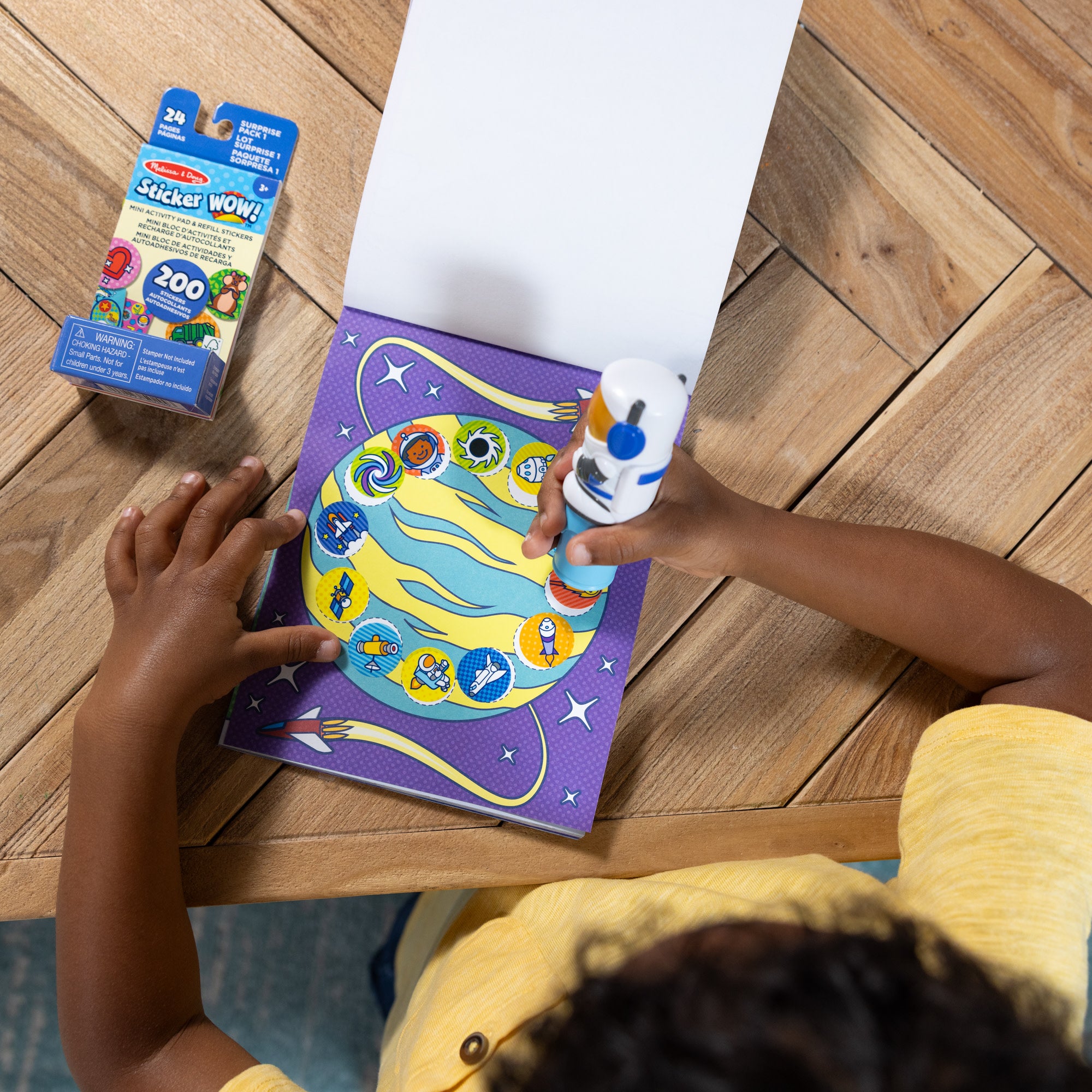 Sticker WOW!? Astronaut Bundle: Activity Pad & Sticker Stamper + Mini Activity Pad and 200 Refill Stickers - Image 8