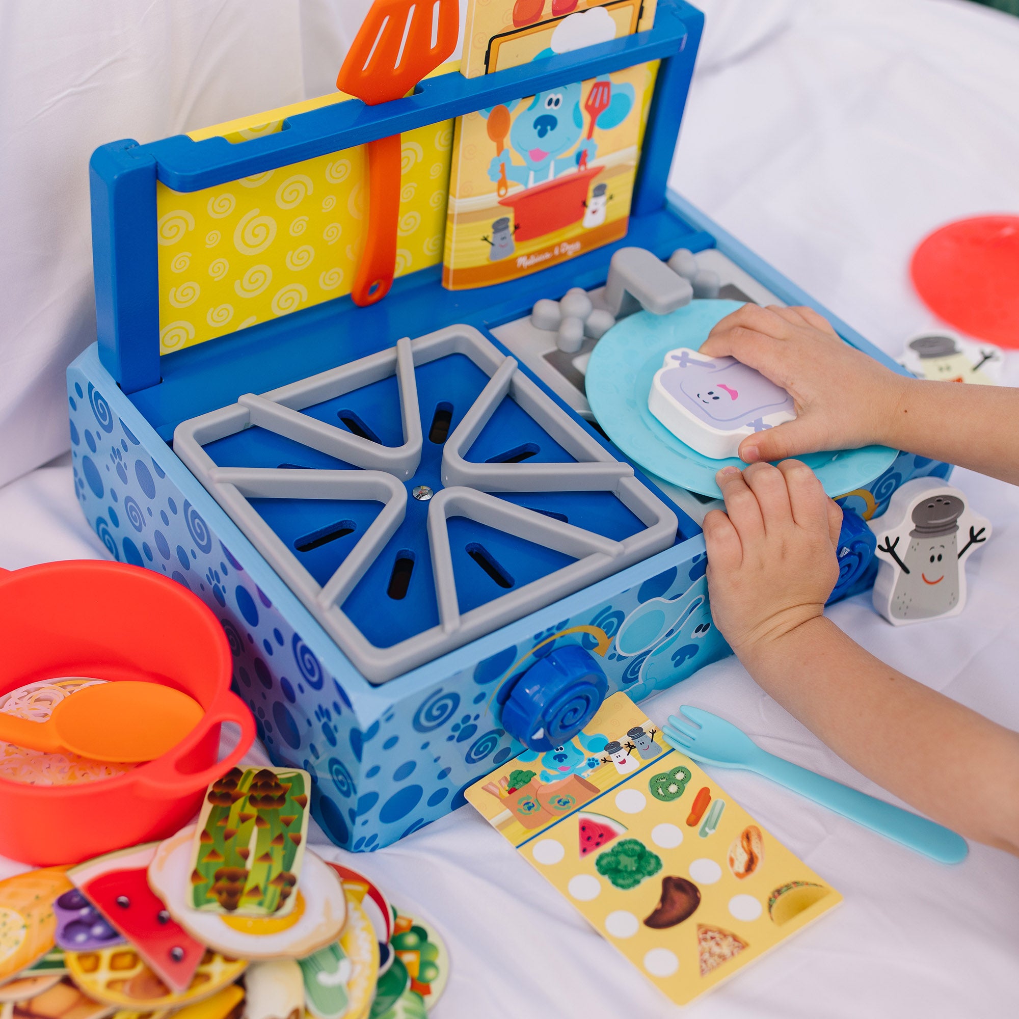 Blue's Clues & You! Wooden Cooking Play Set - Image 9