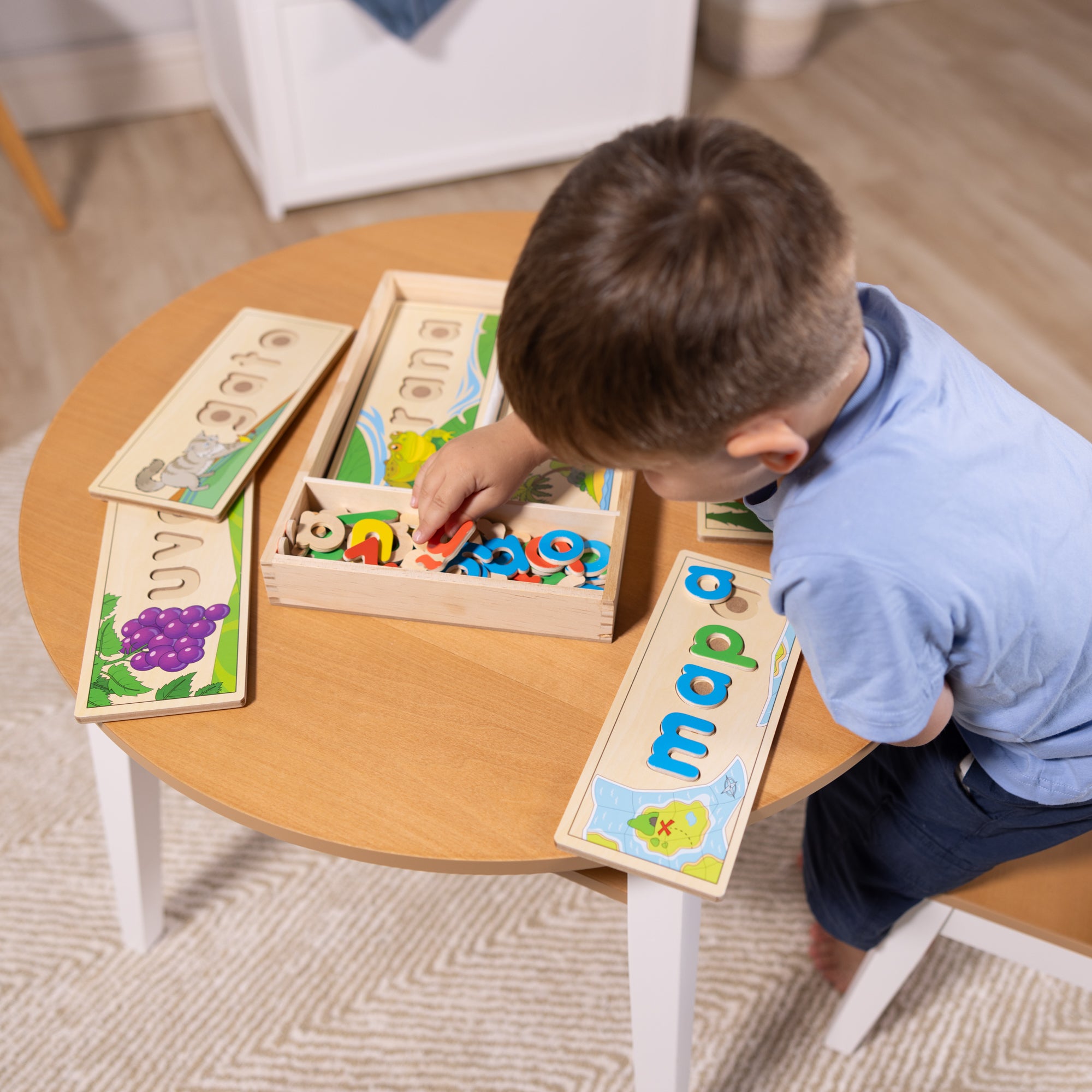 Spanish See & Spell Learning Toy - Image 8