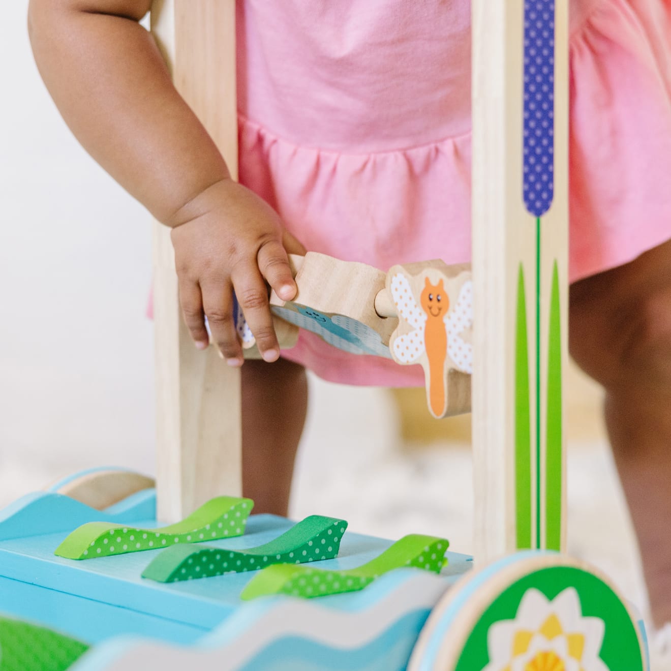 First Play Chomp & Clack Alligator Push Toy - Image 5