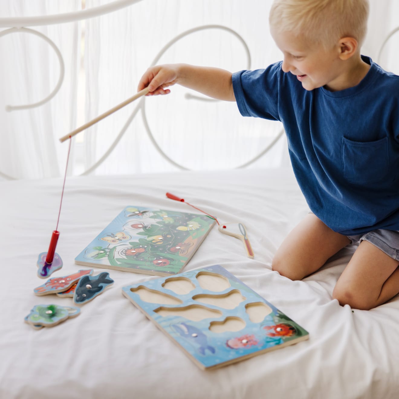 Fishing & Bug Catching Magnetic Game Bundle - Image 2
