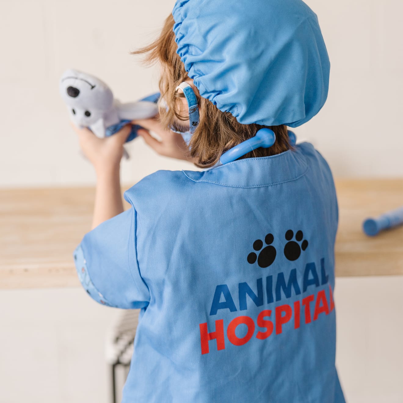 Veterinarian Role Play Costume Set - Image 7