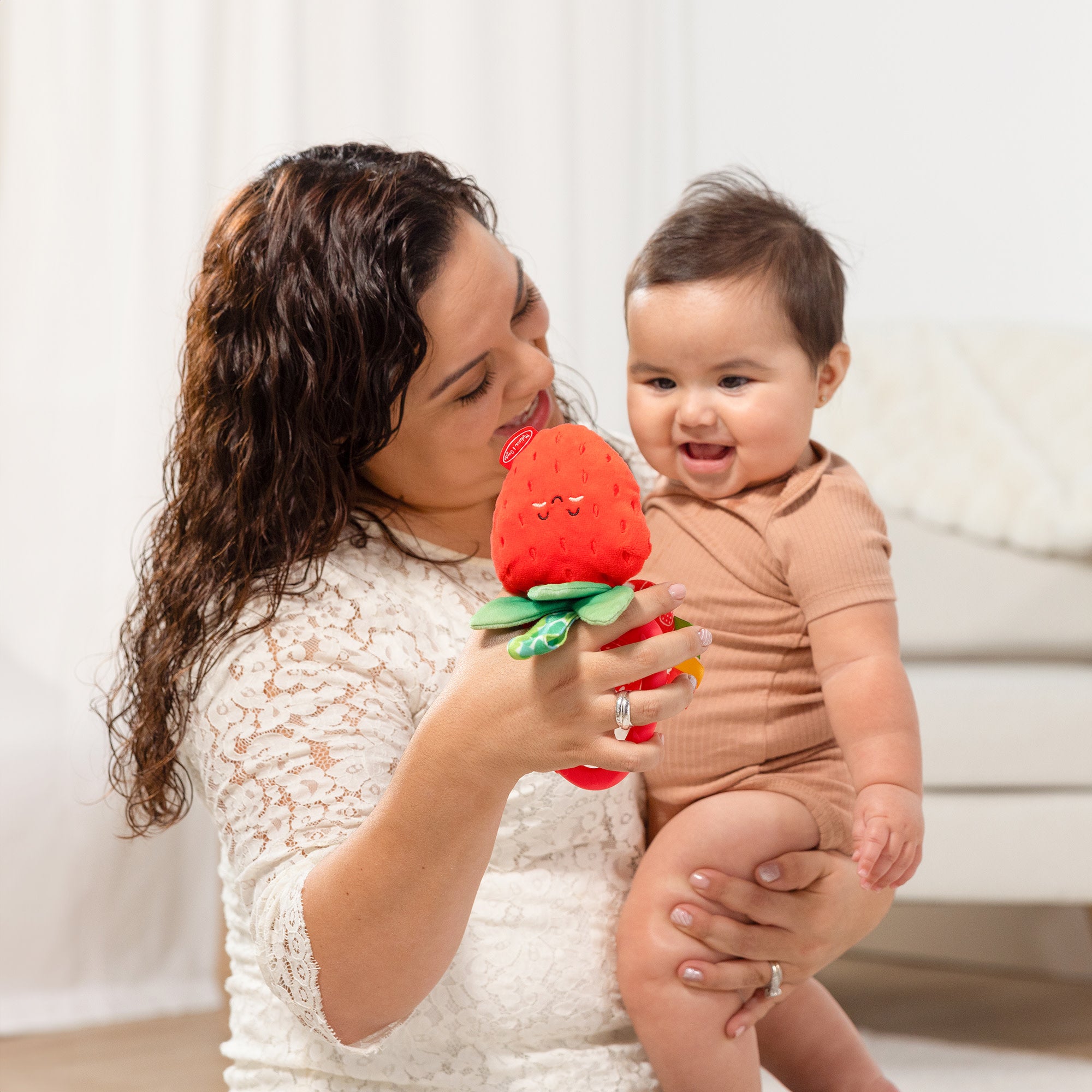Peek-a-Boo Berry Take-Along Toy - Image 4