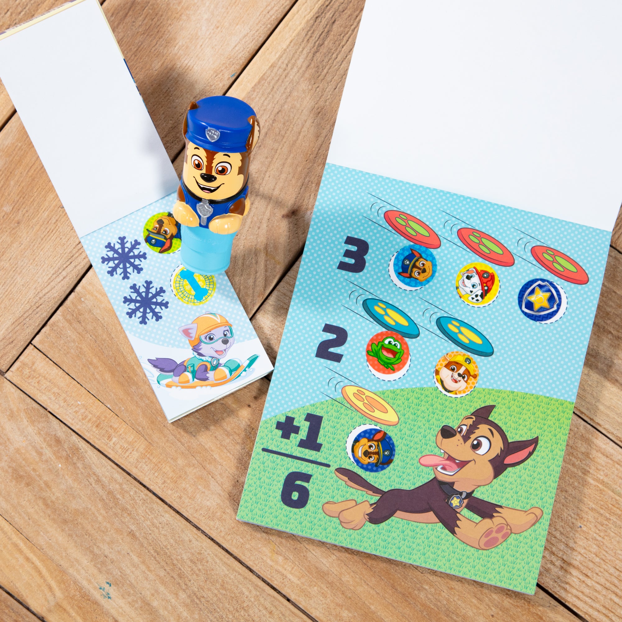 Sticker WOW!? PAW Patrol Chase Bundle: Activity Pad & Sticker Stamper + Mini Activity Pad and 200 Refill Stickers - Image 9