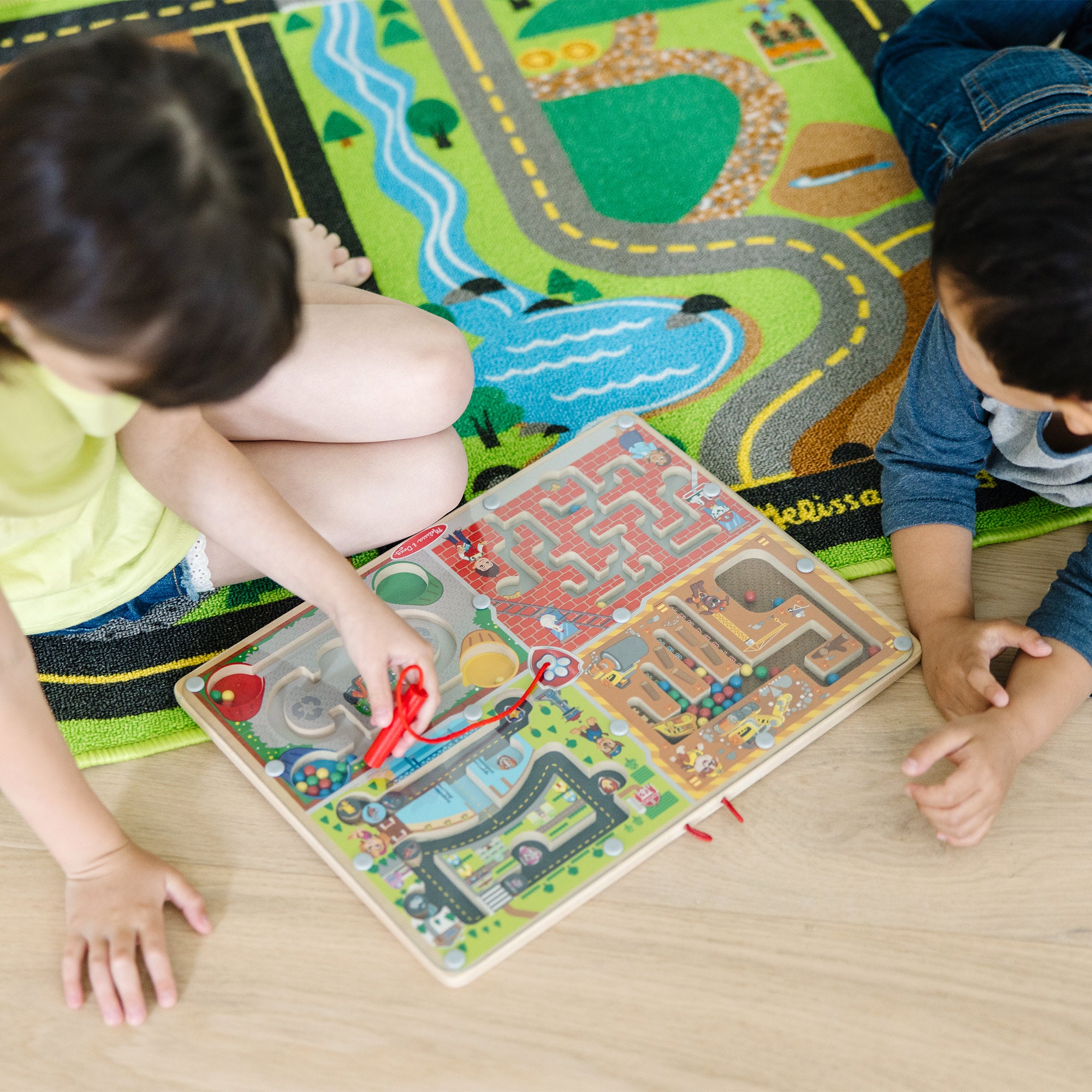 PAW Patrol Wooden 4-in-1 Magnetic Wand Maze Board - Image 7