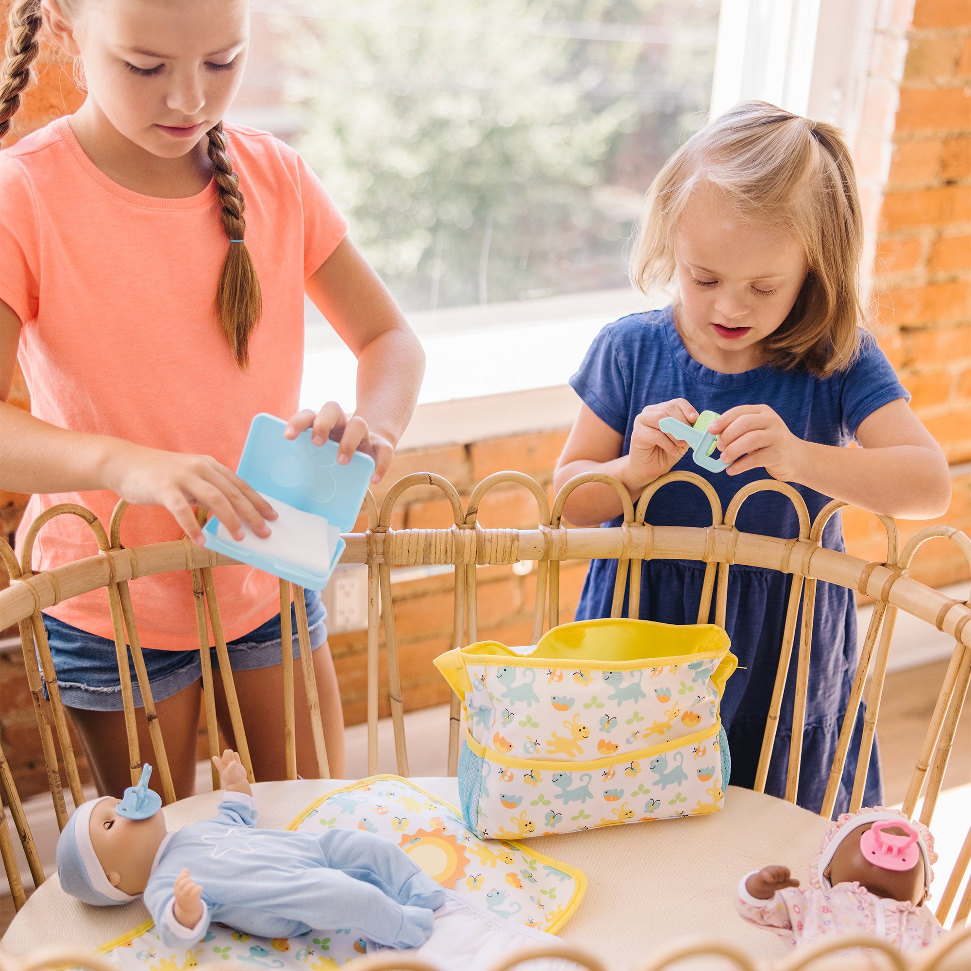 Mine to Love Travel Time Play Set - Image 5