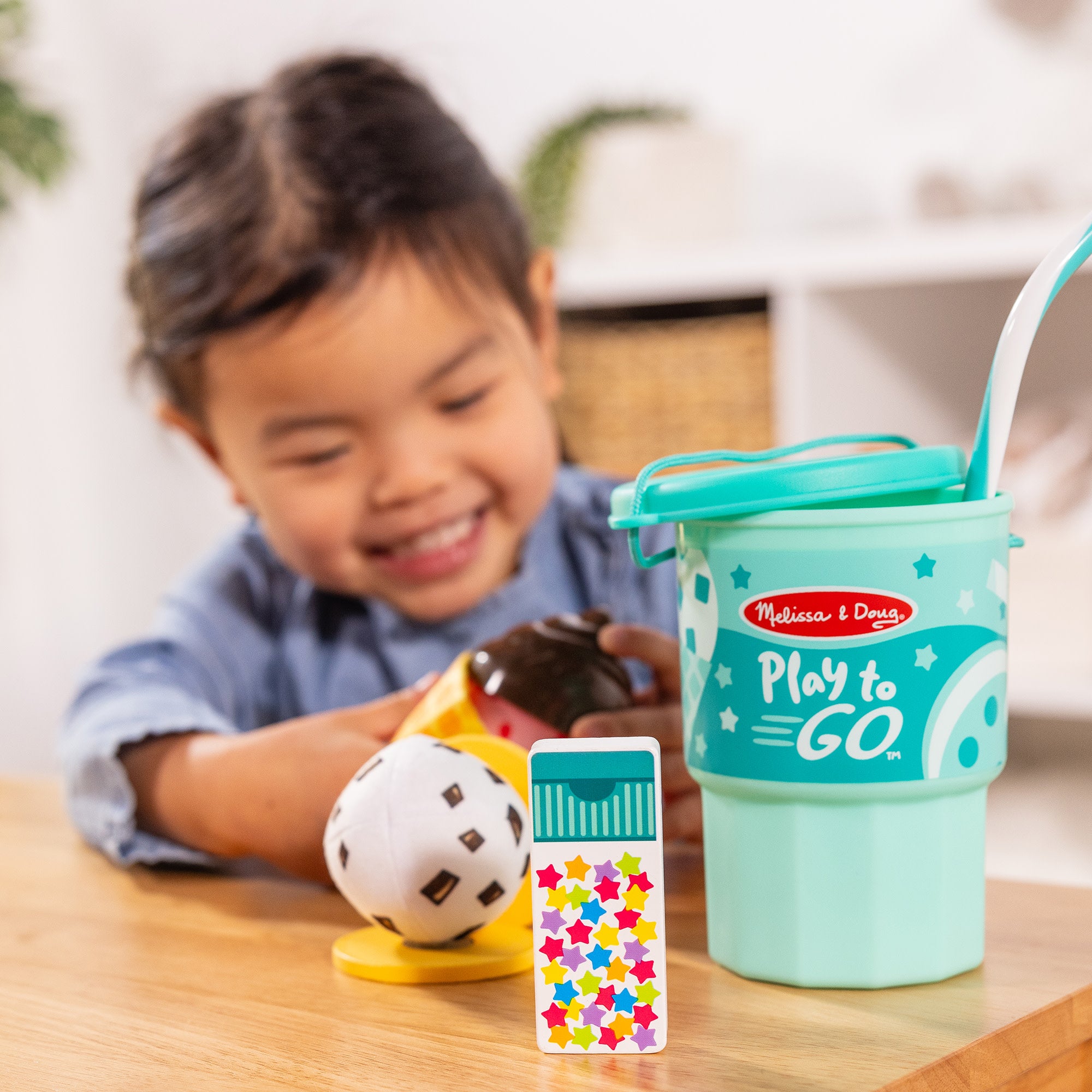 Play to Go Ice Cream Play Set - Image 2